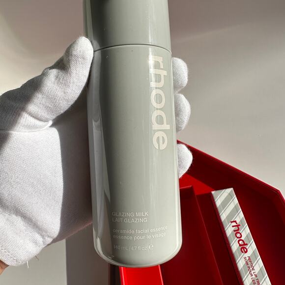 Rhode Peptide Lip Treatment Peppermint Glaze w/ Glazing Milk Holiday Gift Set BN - Picture 6 of 16